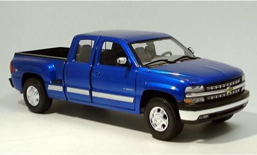 Coche miniatura Chevrolet Silverado 1/18 Welly Ext. Cab blau 1:18 Chevrolet Silverado 1/18 Welly Ext. Cab blau 1:18 coche miniatura