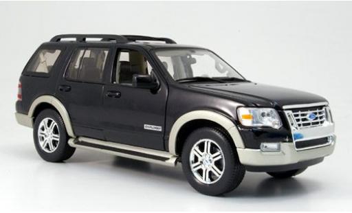 Coche miniatura Ford Explorer 1/18 Welly schwarz Eddie Bauer 2006 1:18 Ford Explorer 1/18 Welly schwarz Eddie Bauer 2006 1:18 coche miniatura