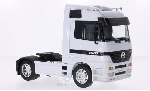 Coche miniatura Mercedes Actros 1/32 Welly blanco Mercedes Actros 1/32 Welly blanco coche miniatura