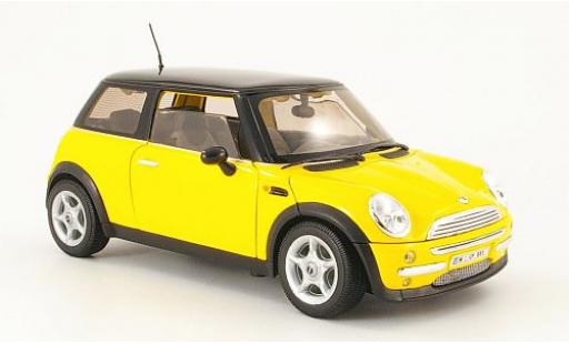 Coche miniatura Mini Cooper 1/18 Welly gelb schwarzes Dach 1:18 Mini Cooper 1/18 Welly gelb schwarzes Dach 1:18 coche miniatura