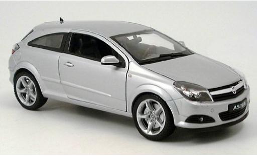 Coche miniatura Opel Astra 1/18 Welly GTC silber 2005 1:18 Opel Astra 1/18 Welly GTC silber 2005 1:18 coche miniatura