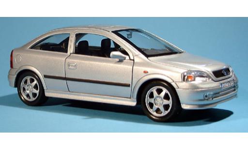 Opel Astra 1/24 Welly silber 1:24 coche miniatura