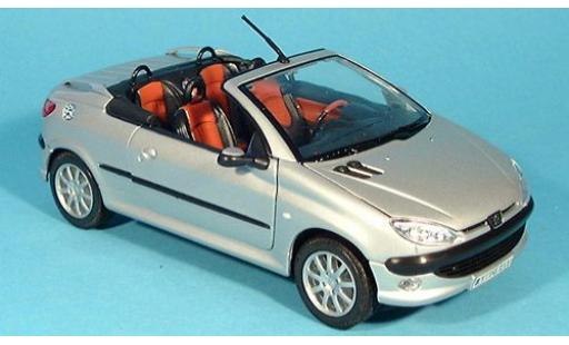 Coche miniatura Peugeot 206 1/24 Welly Cabriolet offen silber 1:24 Peugeot 206 1/24 Welly Cabriolet offen silber 1:24 coche miniatura