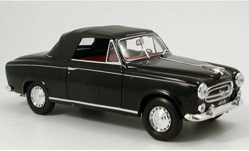 Coche miniatura Peugeot 403 1/18 Welly Cabriolet schwarz geschlossene Ausführung 1:18 Peugeot 403 1/18 Welly Cabriolet schwarz geschlossene Ausführung 1:18 coche miniatura