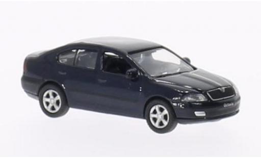 Skoda Octavia 1/87 Welly azul coche miniatura