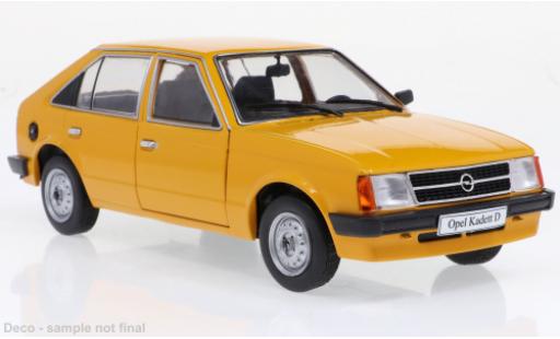 Coche miniatura Opel Kadett 1/24 WhiteBox D naranja 1979 Opel Kadett 1/24 WhiteBox D naranja 1979 coche miniatura