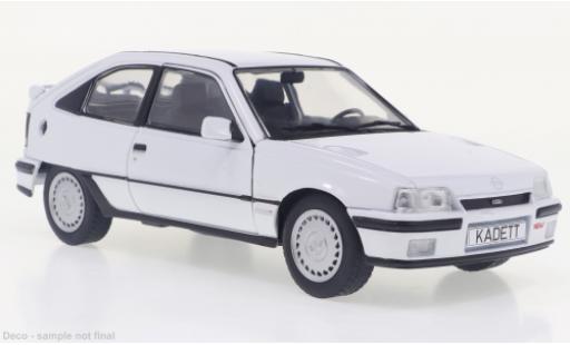 Coche miniatura Opel Kadett 1/24 WhiteBox E GSI blanche 1985 Opel Kadett 1/24 WhiteBox E GSI blanche 1985 coche miniatura