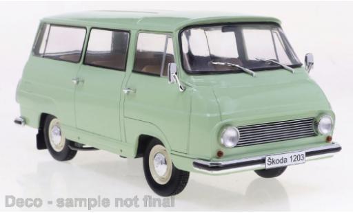 Coche miniatura Skoda 1203 1/24 WhiteBox la chaux 1968 Skoda 1203 1/24 WhiteBox la chaux 1968 coche miniatura