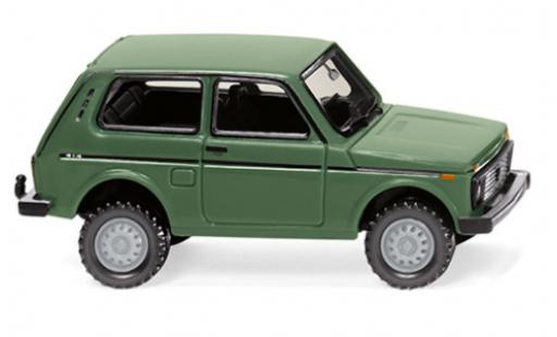 Lada Niva 1/87 Wiking verde coche miniatura